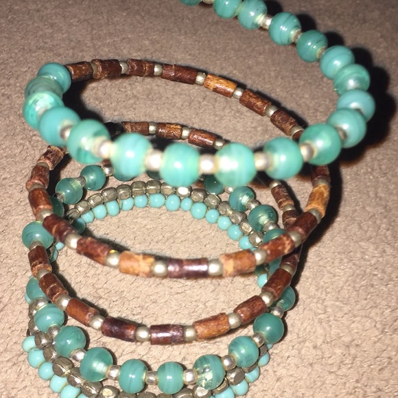 Turquoise Spring Bracelet - Picture 2 of 3